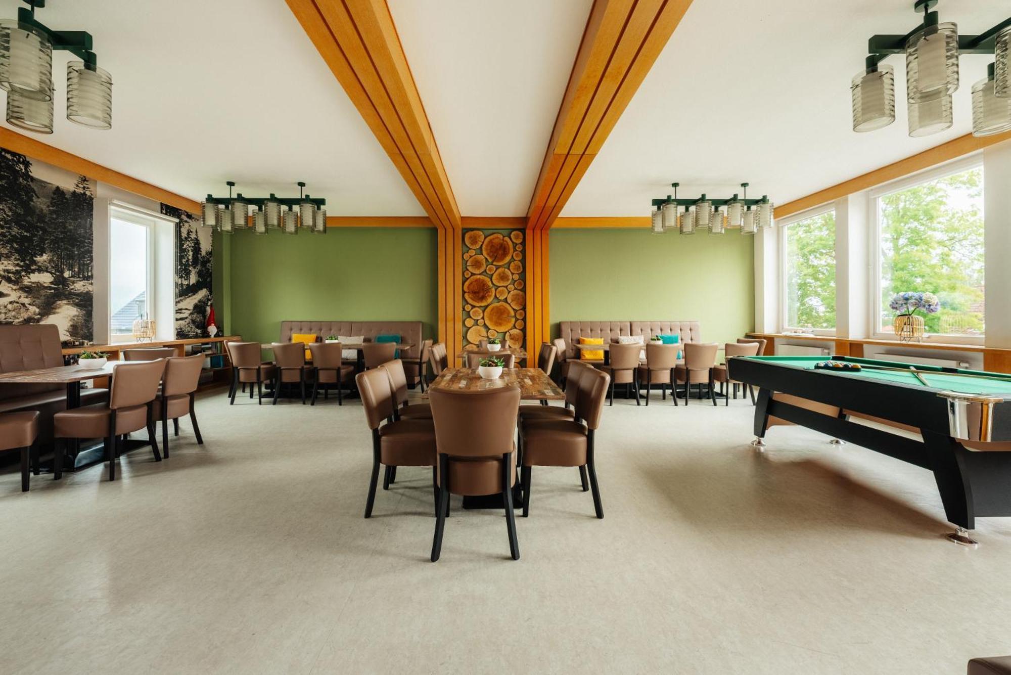 Haus Sonnblick - Gruppenhaus - Bis Zu 42 Personen - Grosser Gemeinschaftsbereich - Billiard - Soccer - Dart - Garten Braunlage Kültér fotó